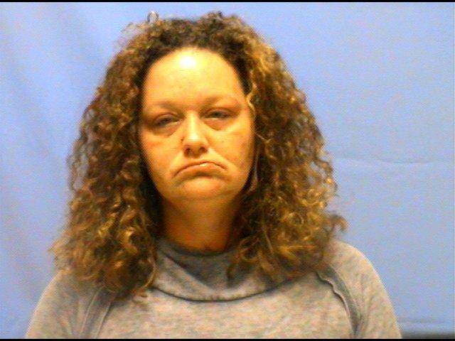 booking photo of Tori Smithee