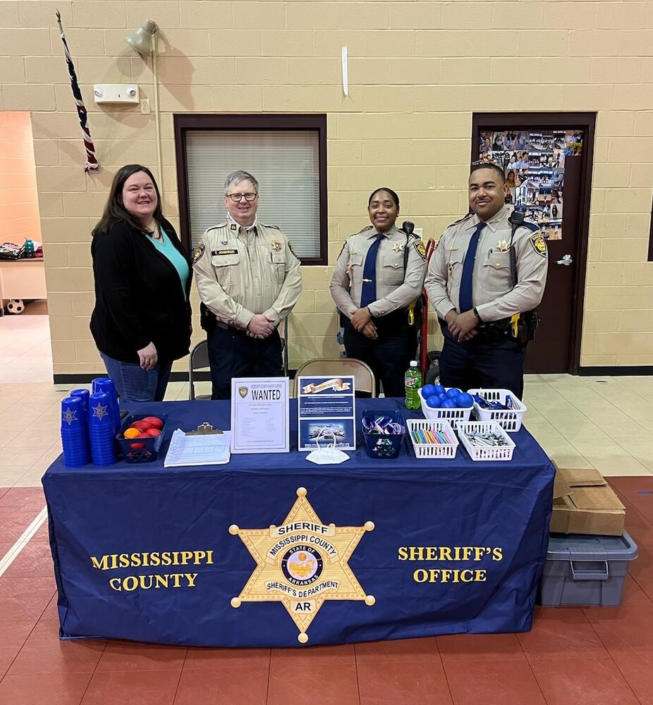 Photo of Sheriff's Office staff members. 