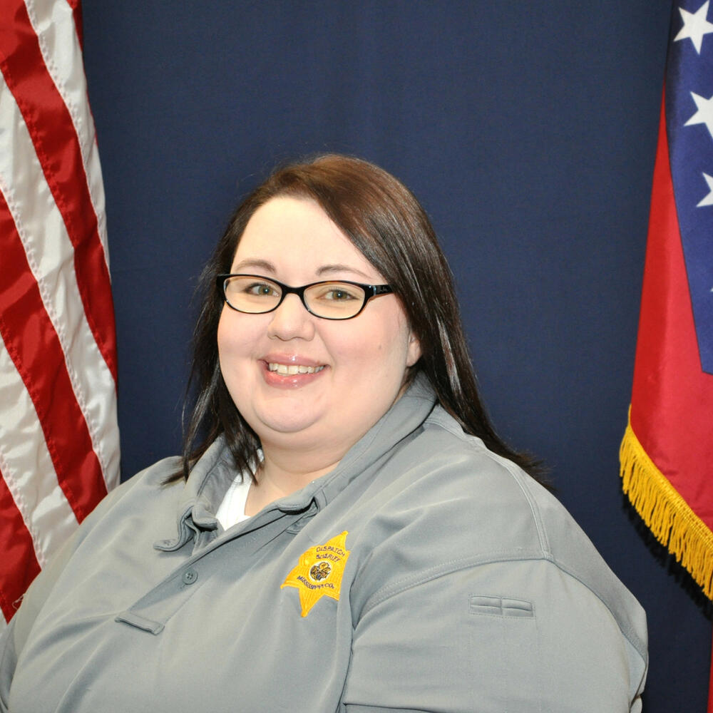 Employee photo of Lindsey Davis.