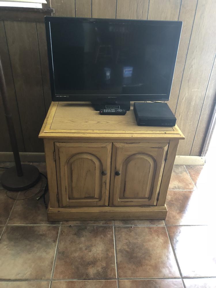 Another photo of a flat screen t.v.