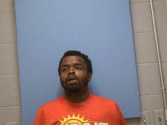 Mugshot of RAZOR, QUAMAINE NA